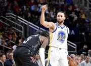 芒果体育-库里关键节点战术调整，C9带队取胜！的简单介绍