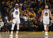 芒果体育-篮网前途光明！，库里新星重返赛场表现突出赛场气氛高涨(nba库里最新)