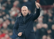 芒果体育- 埃因霍温发布备战花絮，今晚伤情更新，足总杯任务艰巨，身体对抗强度拉满